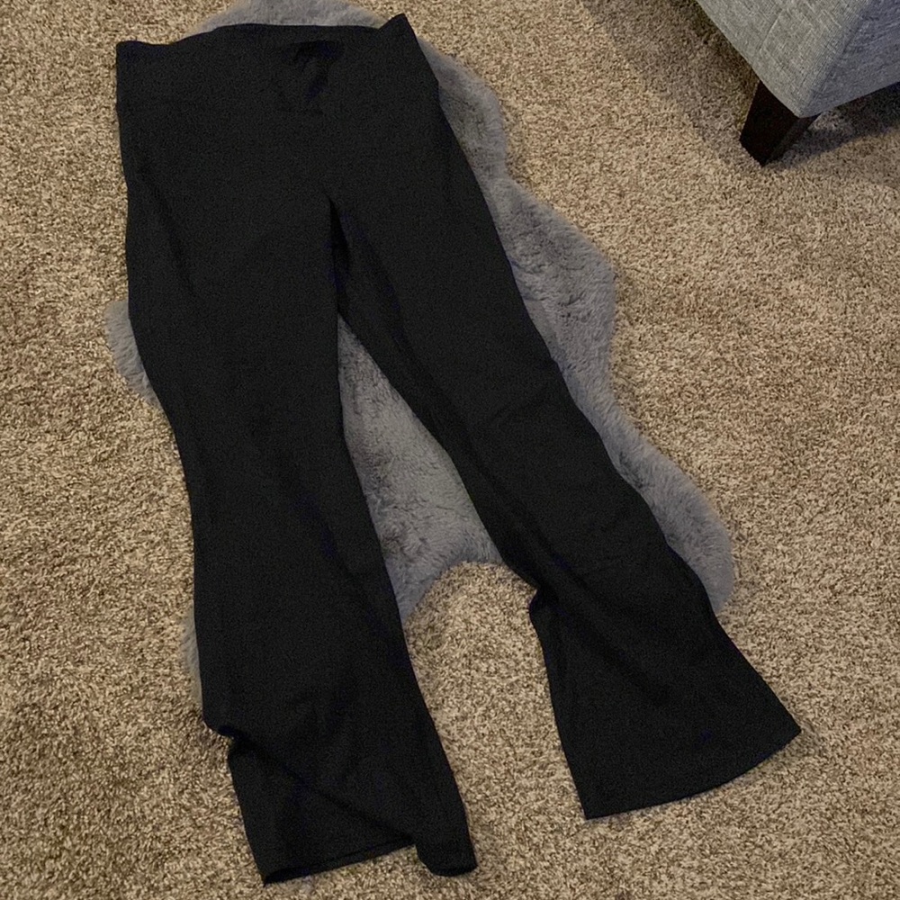 Lululemon Womens flare pants, black, size 14